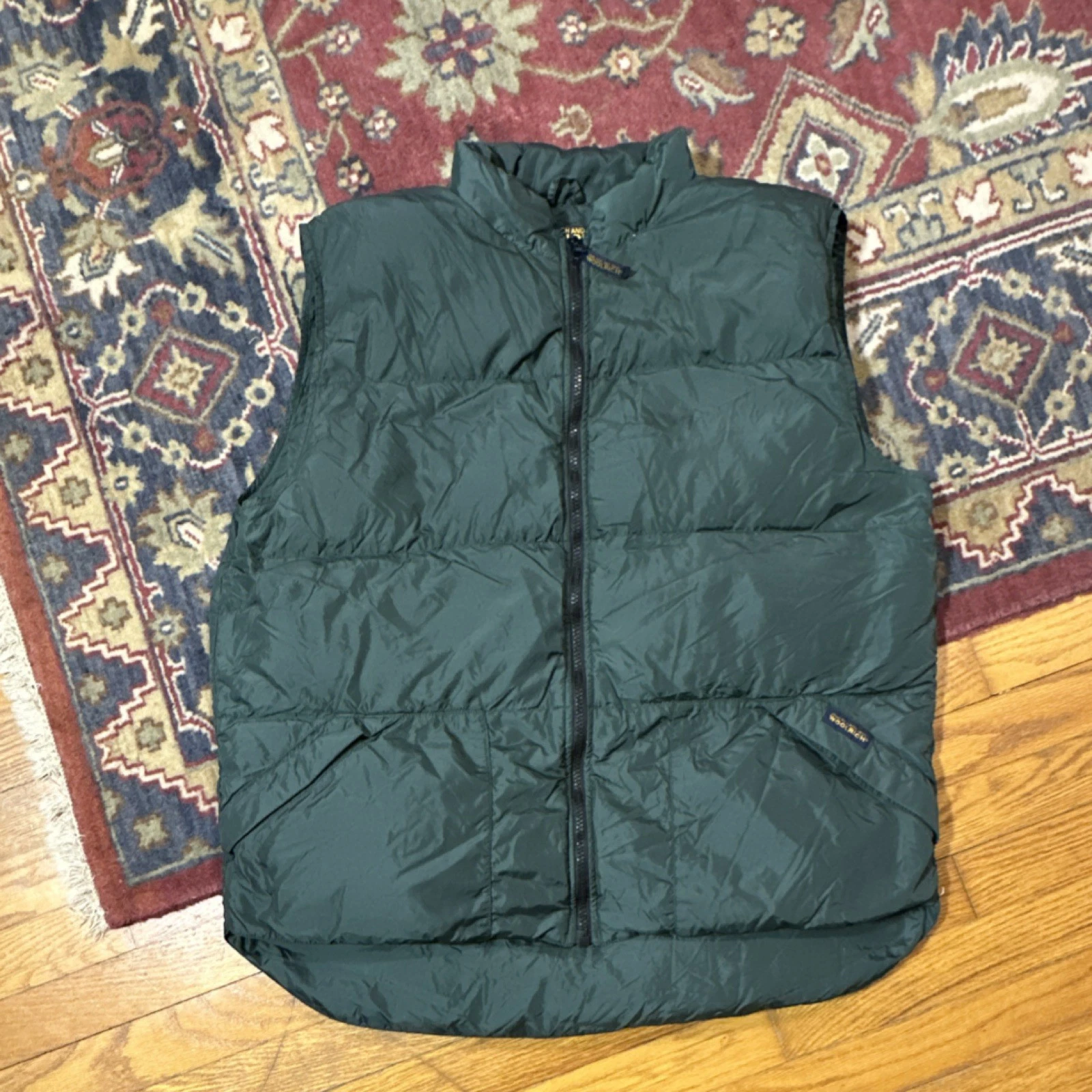 Woolrich Vintage Men's Green Large Full Zip Down Feather Puffer Vest Outdoors
