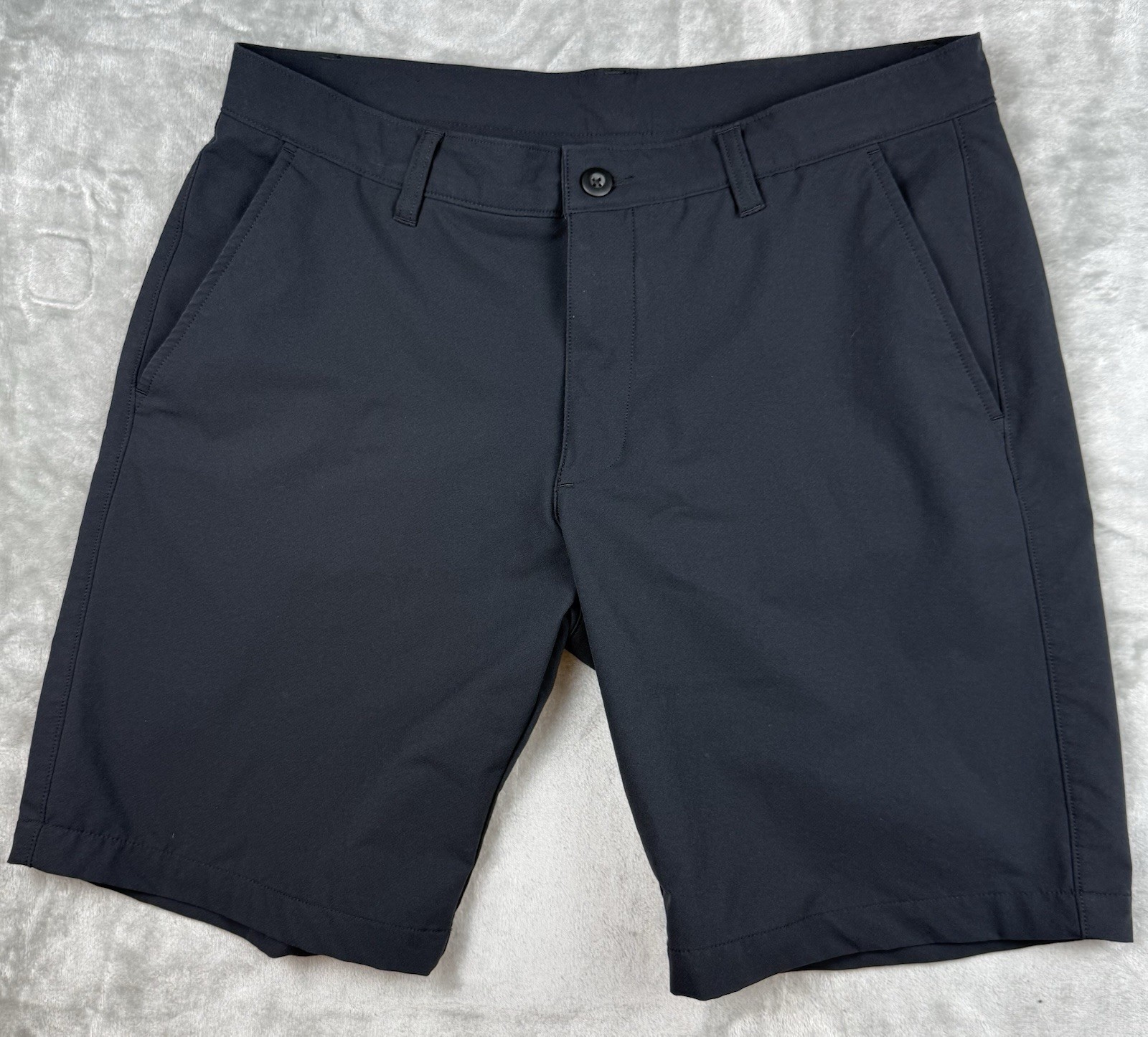 Under Armour Golf Shorts Mens Size 34 Black Performance Stretch Athletic Casual