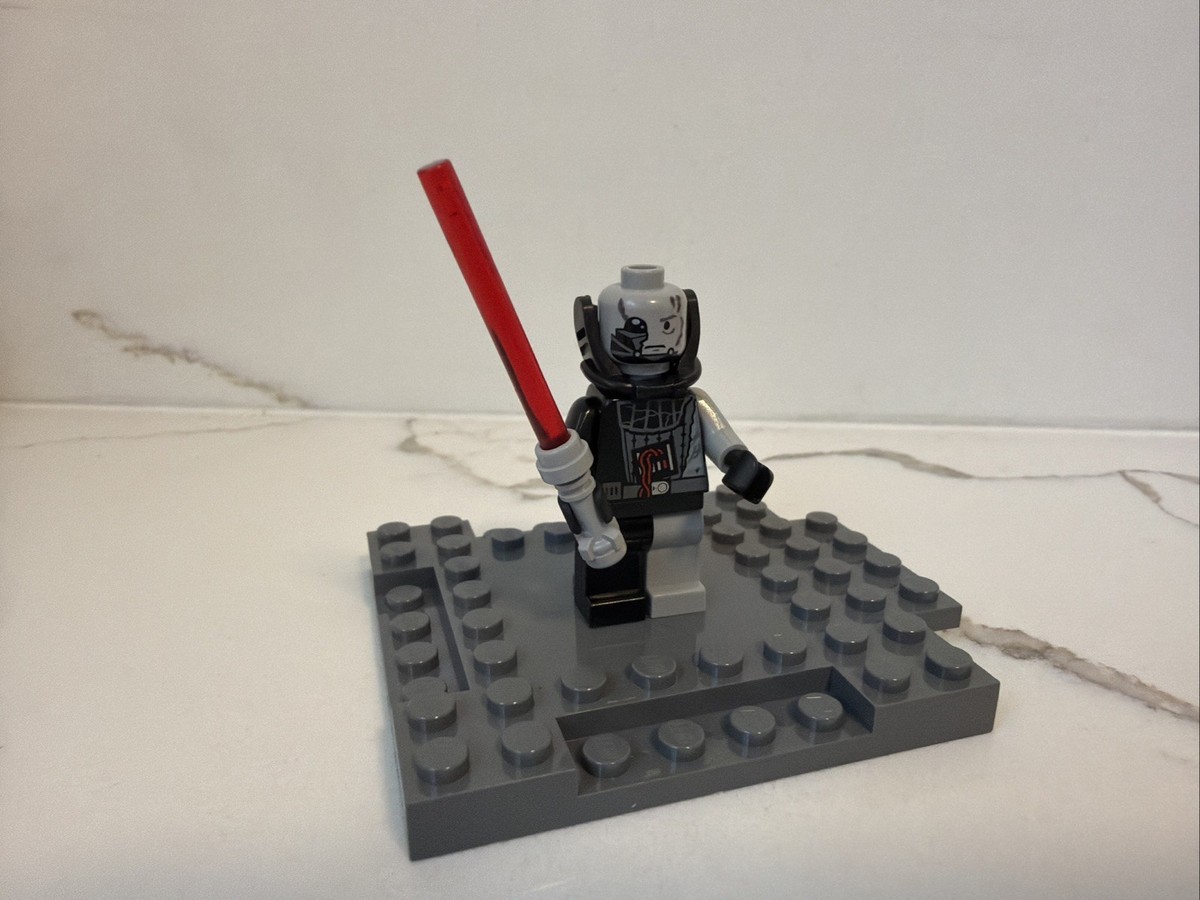 LEGO NEW Star Wars Darth Vader Battle Damaged sw0180 Starkiller 
