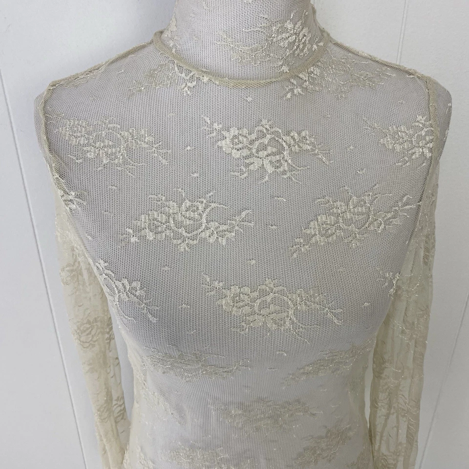 复古 Y2K 限量 S 码上衣透明象牙色蕾丝长袖模拟颈纽扣背面 — 第 4/4 张图片