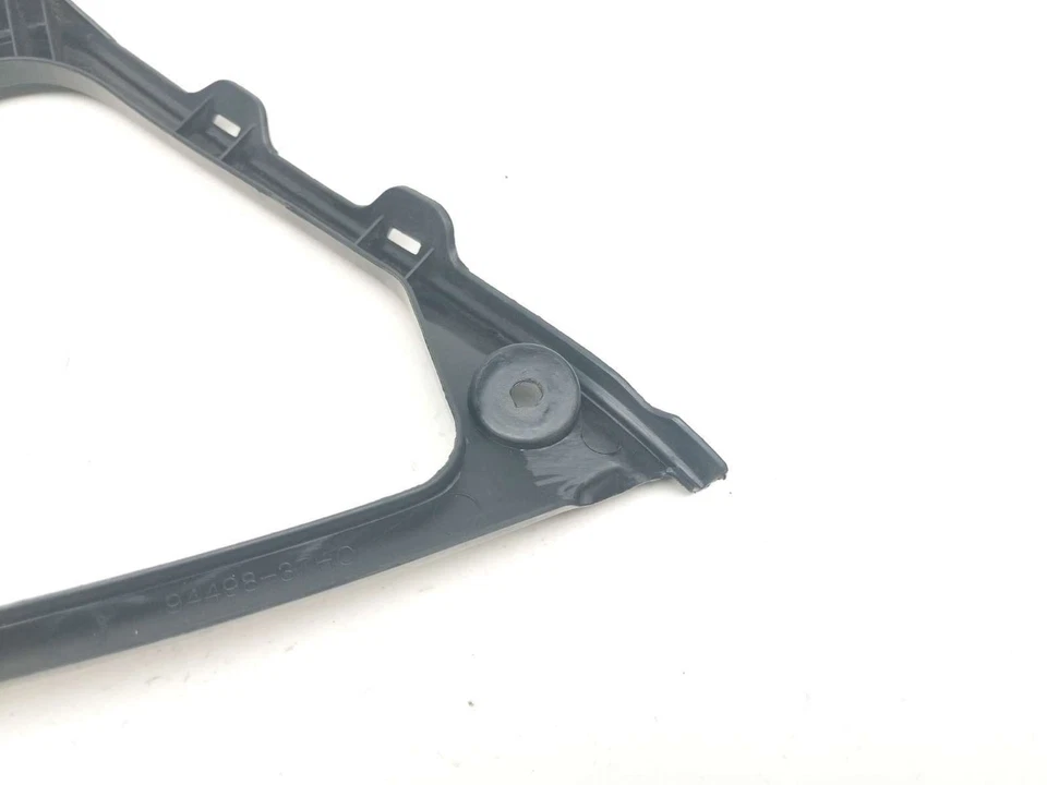 09 Suzuki GSXR 600 750 Cubierta de panel de cubierta de capó central delantero 94498-37H0 Foto 3 de 4