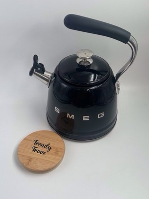 Smeg 50's Retro Style WKF01 Whistling Kettle 2.3L Black Extremely RARE NIB