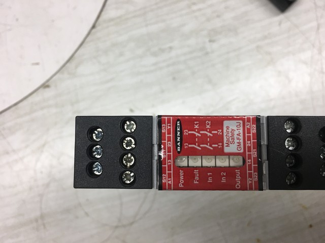 Gm Fa 10j Gate Monitoring Safety Module Banner 60987 3060987 For