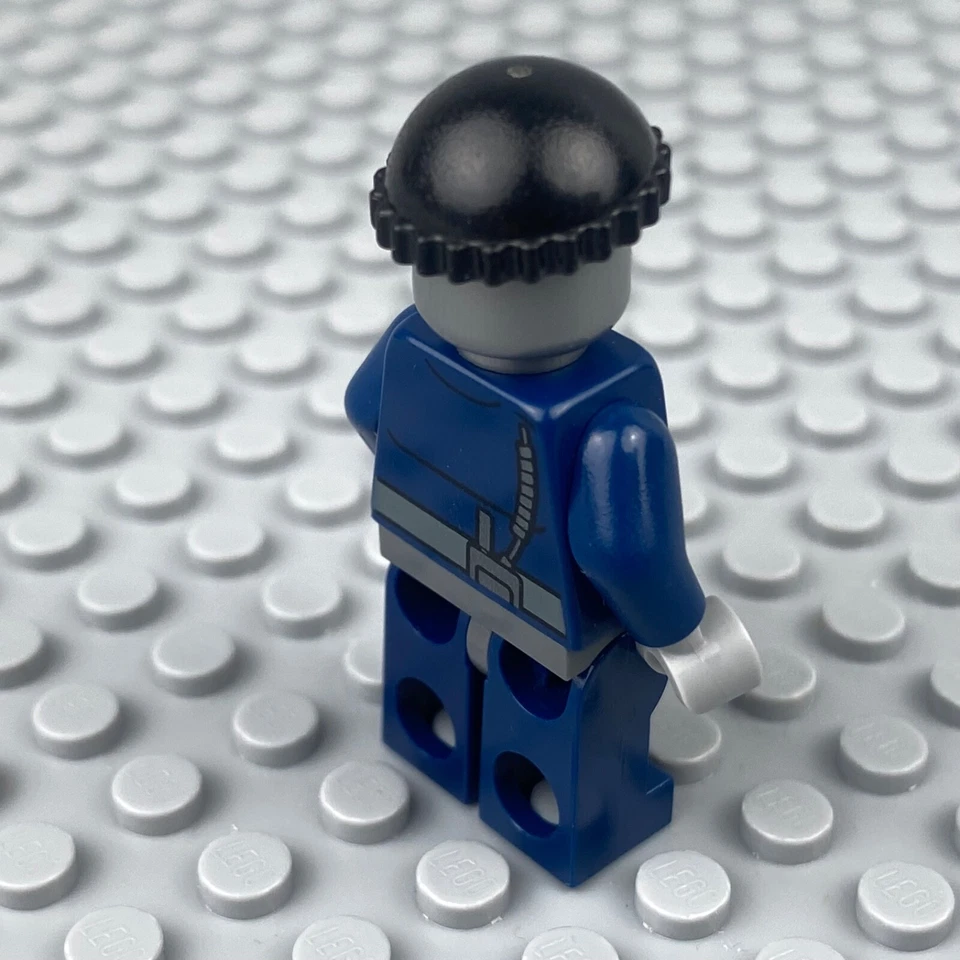 LEGO Robo SWAT Minifigure Knit Hat The LEGO Movie tlm045 - Image 4 of 4