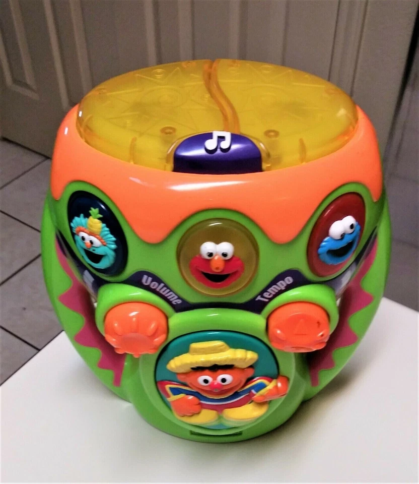 Tambor bongo musical de Plaza Sésamo de colección Foto 2 de 3