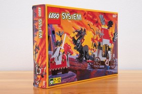 LEGO Castle 6047 Fright Knights Traitor Transport Very Good with Box Vintage