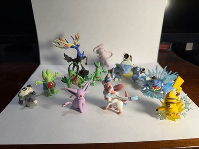 Old TOMY Pokemon Figure Lot