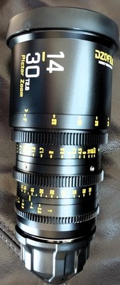 DZOFilm Pictor Zoom 14-30mm T2.8 Cine-Objektiv in Schwarz NEU OVP