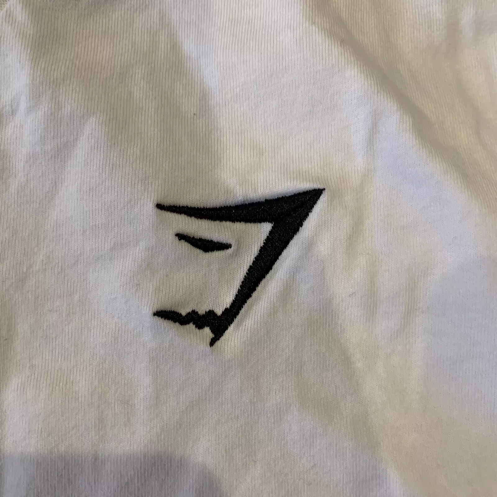 gymshark breathable workout embroidered logo shirt