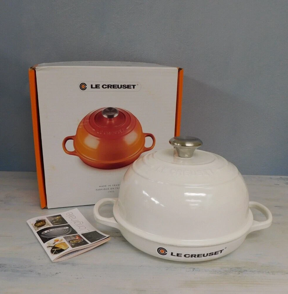 Le Creuset Signature Cast Iron 1.75 Quart Bread Oven, White - NEW