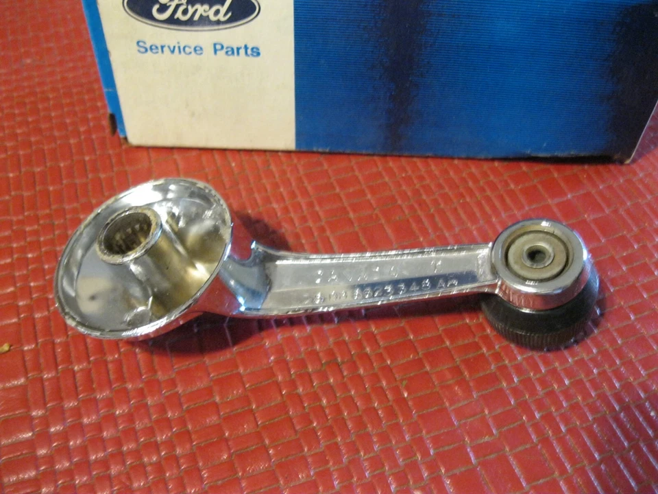 Manija de ventana de puerta delantera Ford Granada 1975-1979 NOS Foto 2 de 2