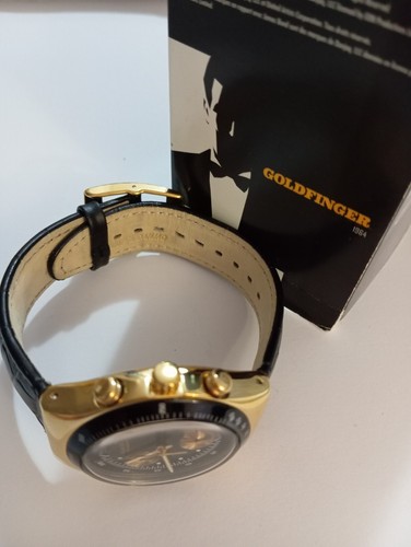 SWATCH IRONY CHRONO 2002 GOLDFINGER SPECIALE JAMES BOND 007 YCG401 NUOVO - Imagen 5 de 15
