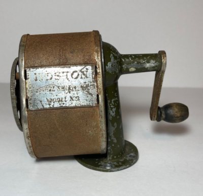 良品アメリカヴィンテージBOSTON pencil sharpener 鉛筆削り Vintage Pencil Sharpener Boston Model KS 8 Hole Metal Wall / Desk