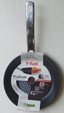 T-FAL  ProGrade PREMIUM TITANIUM COAT NON-STICK 8" FRY PAN LIFETIME WARRANTY NEW