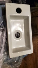 Davivy-14.5" x 7.3" Sink basin. With drain plug. Right hand. Please see photos.