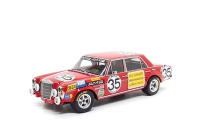 Minichamps 1:18 Mercedes-Benz 300 SEL 6.8 AMG #35 - 24h Spa 1971