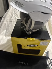 SMITH Optics Vantage Lightweight Unisex Snow Helmet - White, Small 51-55 EUC
