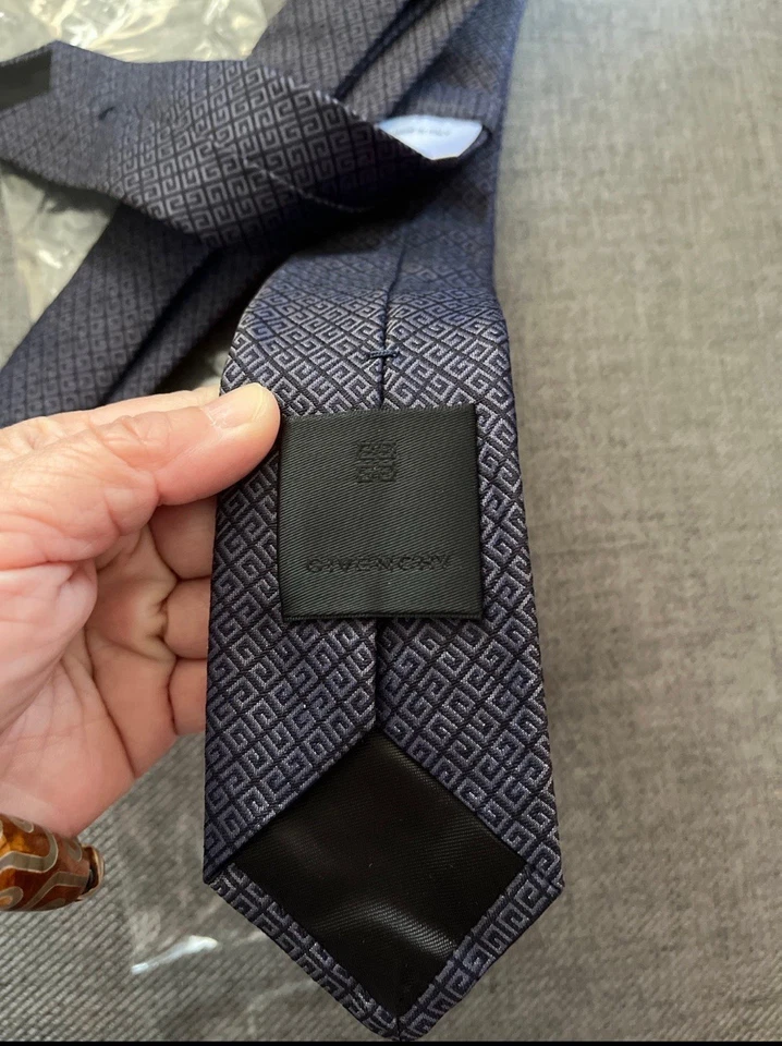 NEW GIVENCHY - Greca Men's Black 100% Silk - Image 3 of 4