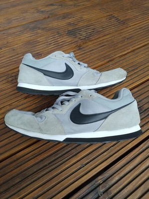 Nike MD Runner Farbe Grau / EU Größe 47 / 749794-001 