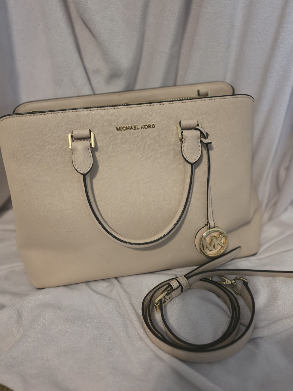 Michael Kors Savannah Medium Saffiano Leather