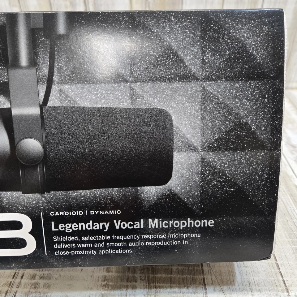 Shure SM7B Professional Cardioid Dynamic Studio Vocal Microphone SM-7B - Image 3 of 4