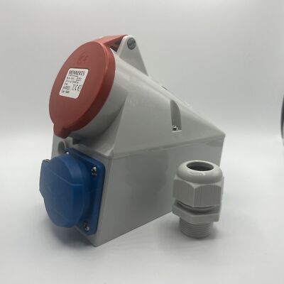 Doppelbox MENNEKES mit TwinContact CEE 16A + Schuko 1649 5-polig IP44 6h 400V