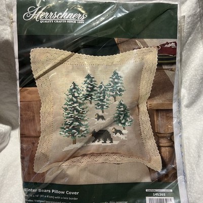 Herrschners Winter Bear Pillow Cover W/floss &  Pillow NIP Log cabin Wood Lodge 