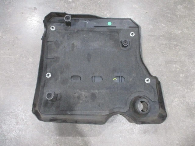 2010 Buick LaCrosse Engine Cover 102K OEM LKQ - Image 3 of 4