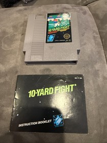 10 Yard Fight Nintendo NES Original Game Cartridge & Manual Tested !