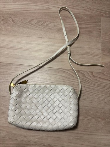 BOTTEGA VENETA Off White Leather Shoulder Bag Used