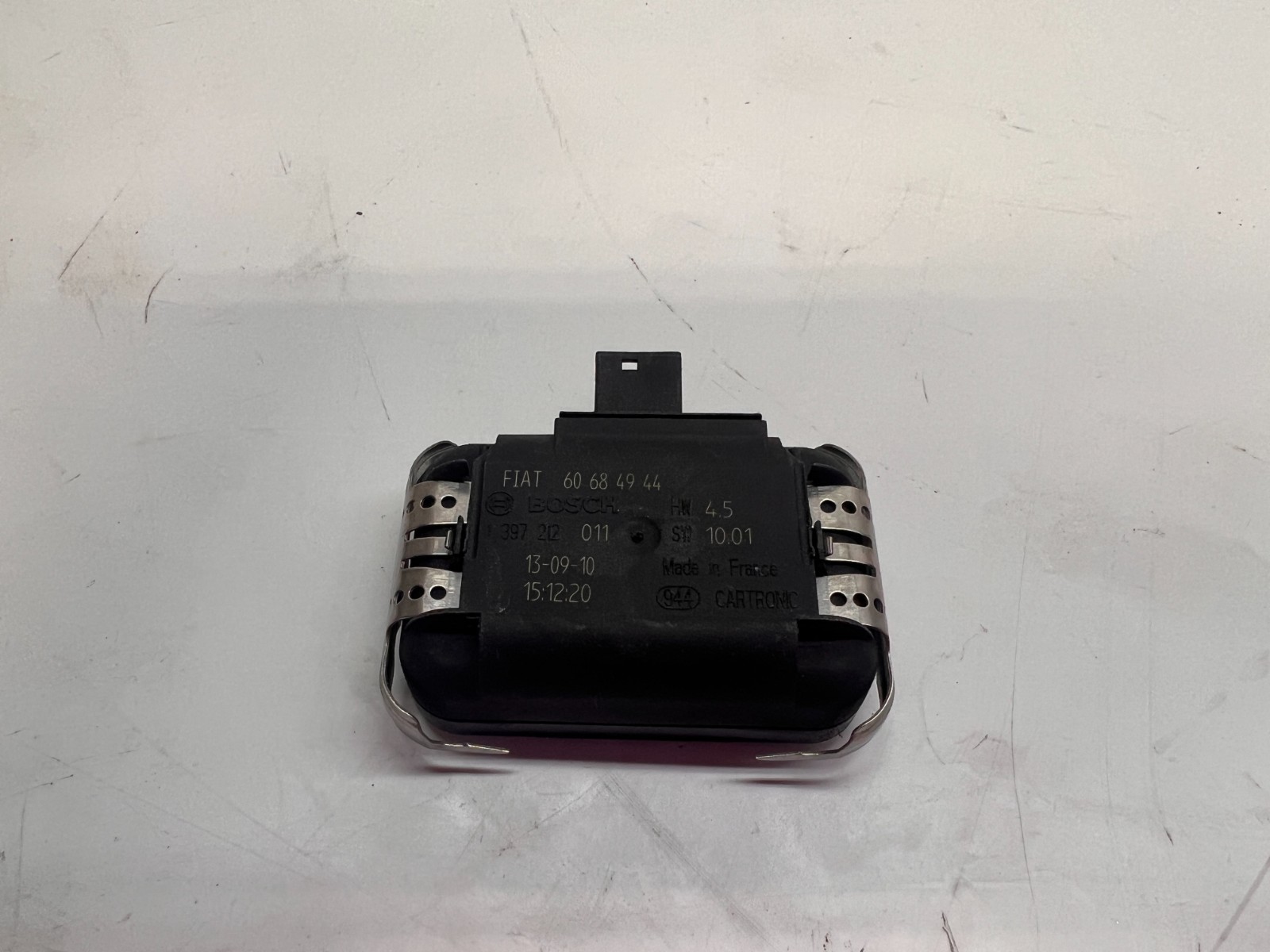 MCLAREN 650S WINDSHIELD RAIN SENSOR OEM 11M0464CP