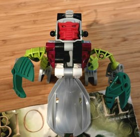 2002 Lego Bionicle 8562-8564 BOHROK  Set of 2w/Manuals Read Description