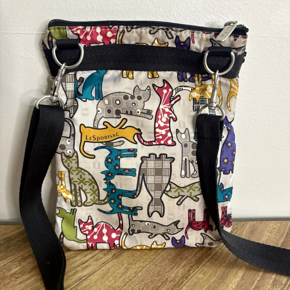 Bandolera LeSportsac 3 Cremallera Amante de los Gatos Ajustable y Bolsillos J4 Foto 4 de 4