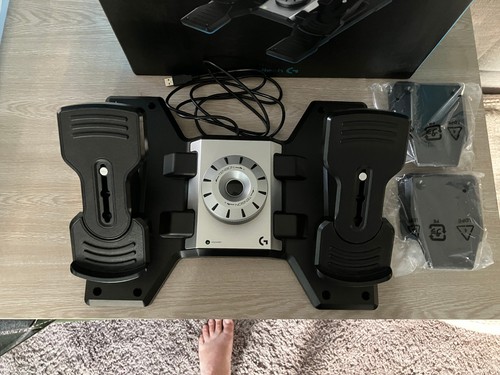 Pedali timone da volo Logitech G Pro - J-U0005 - Foto 3 di 8