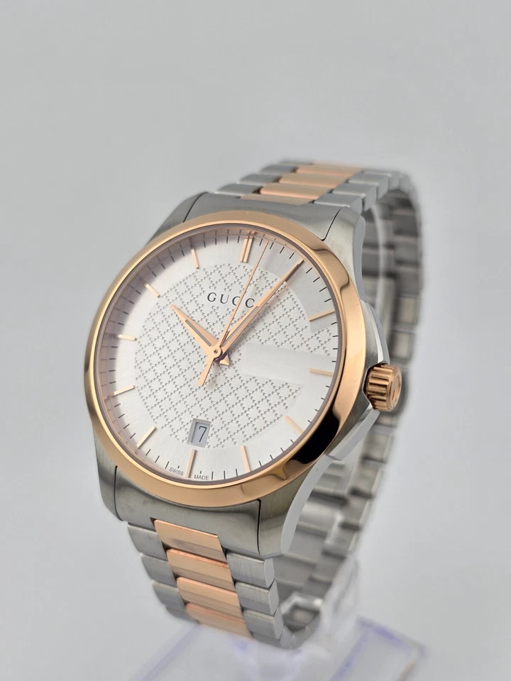 Reloj Gucci G-Timeless de acero inoxidable bicolor para hombre - YA126473 ($1170 precio de venta sugerido por el fabricante) Foto 3 de 4