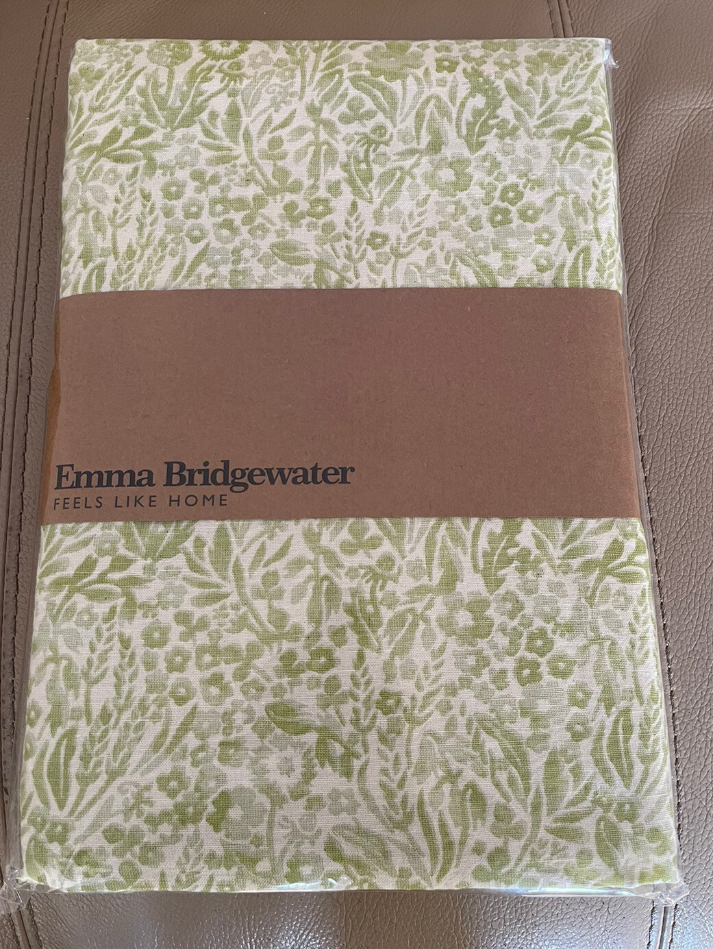 Emma Bridgewater Green Wildflower Walks 160 x 250cm Linen Blend