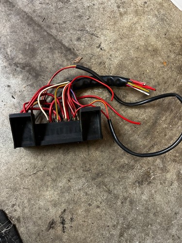 Porsche 944 & 924 / 924S - Fuse Box Holder Panel
