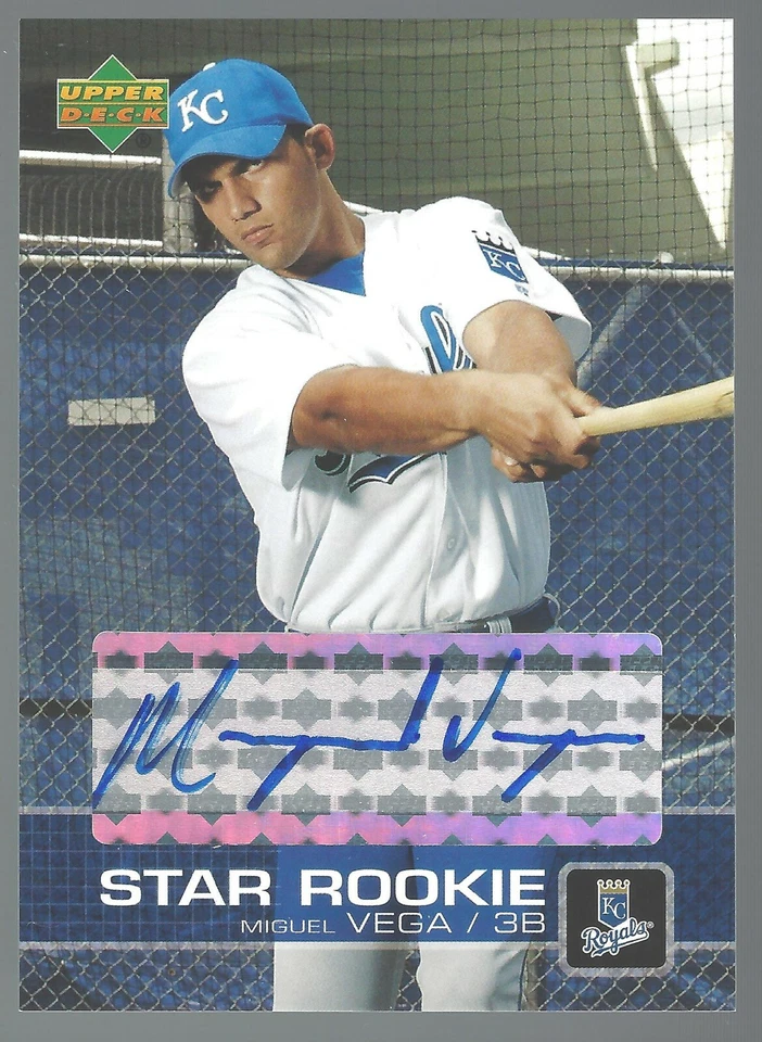 Miguel Vega 2003 Upper Deck Prospect Premieres Autographs Card# P-49 - Image 3 of 4