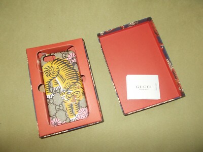 Gucci 451471 iPhone 6 GG Supreme Bengal Tiger Print Phone Cover
