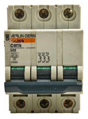Merlin Gerin multi9 C60N B32 400VAC 23665 3P 32A Breaker MCB Miniature Circuit