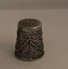 Nice Vintage Israel Sterling Silver Filigree Thimble