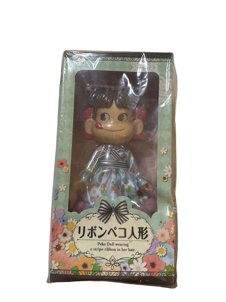 その他 PEKO Family Club PEKO DANCING DOLL Fujiya Peko Chan Stripe Ribbon Flower Garden Doll Blue Dress