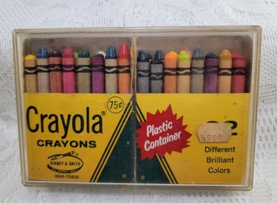 Vintage Crayola Crayons No.32 P Binney & Smith In Plastic Case
