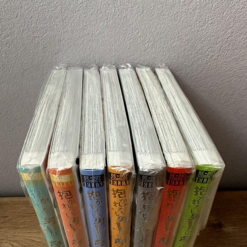 "Threatened to Be Embraced Volume 1-7 Set - Good Condition, Complete Series" - Picture 2 of 3