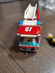Lego 60107 City Fire Ladder Truck