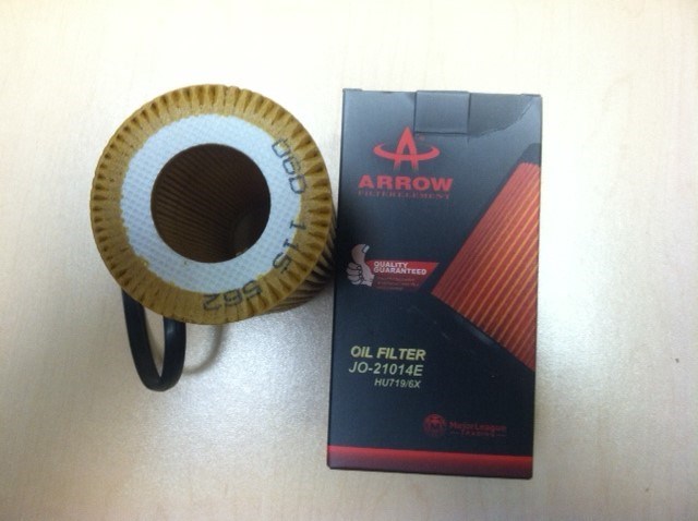 New  Engine Oil Filter for VolksWagen VW Golf Jetta  Passat AUDI  ARROW 