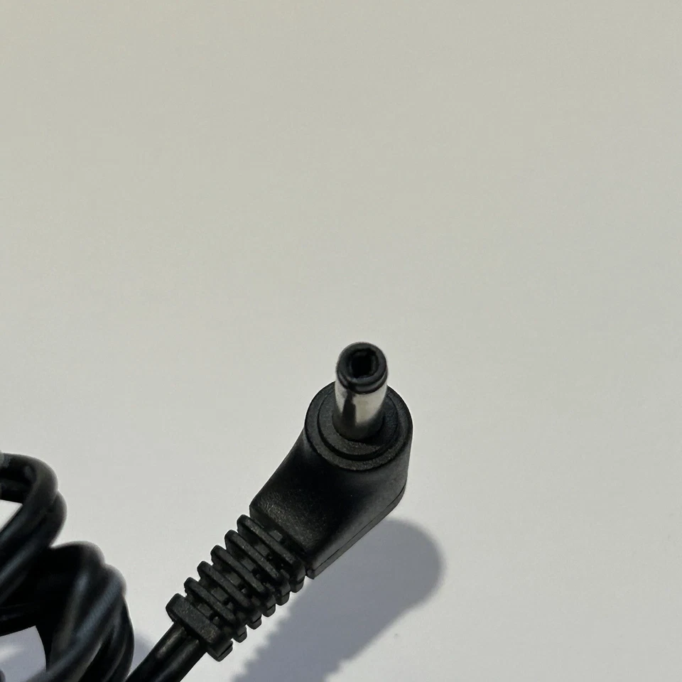 Dynex Switching Power Supply Model S009CU0900100 9V 1000mA For DX-P9DVD - Image 3 of 3