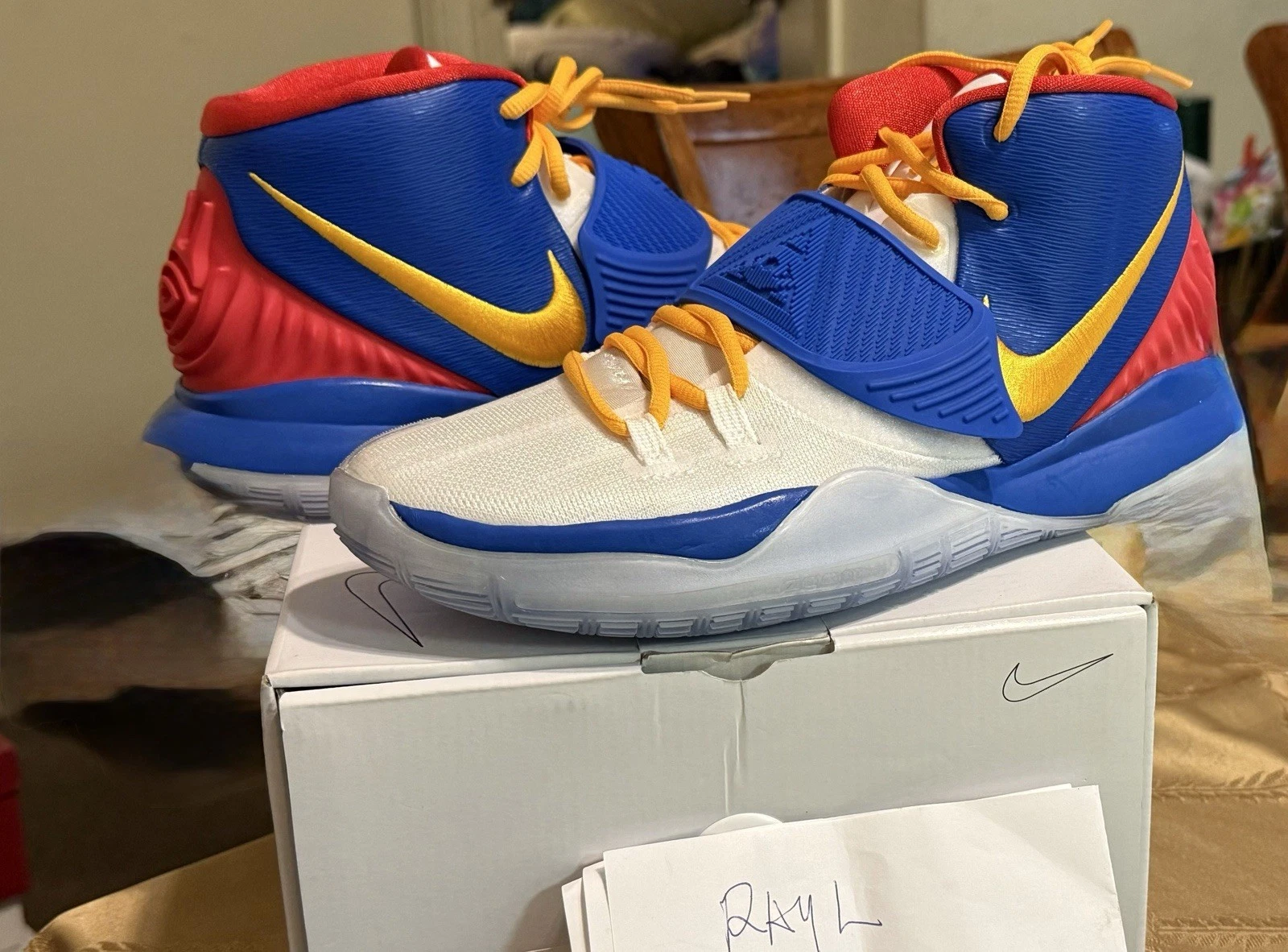 NIKE Kyrie 6id taglia 9