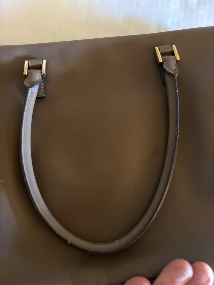 Anya Hindmarch Carker - Bolso de mano de cuero gris beige Foto 3 de 4