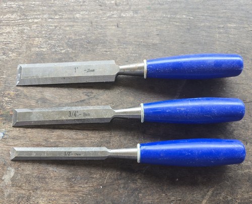 Blue Handle Chisel Set - Picture 1 of 4